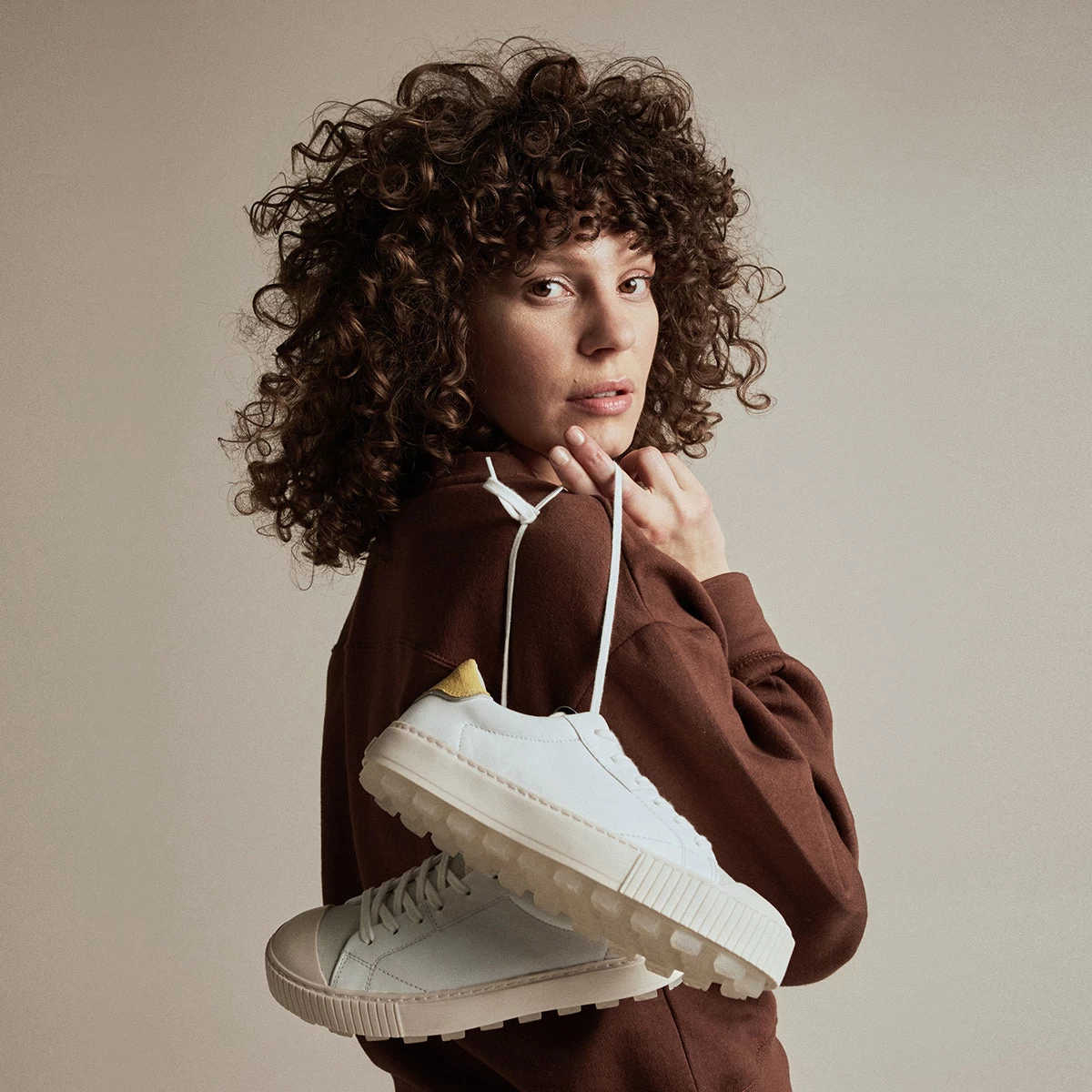 Mode Running Soldes -Mode Running Soldes PE22 F Aran BlancJaune 1